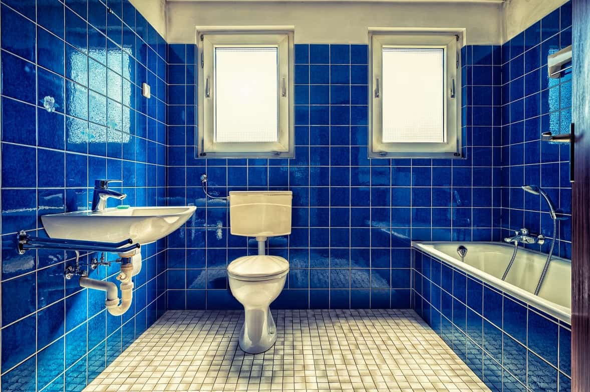 WC séparé ou dans la salle de bain ? Comment choisir ?